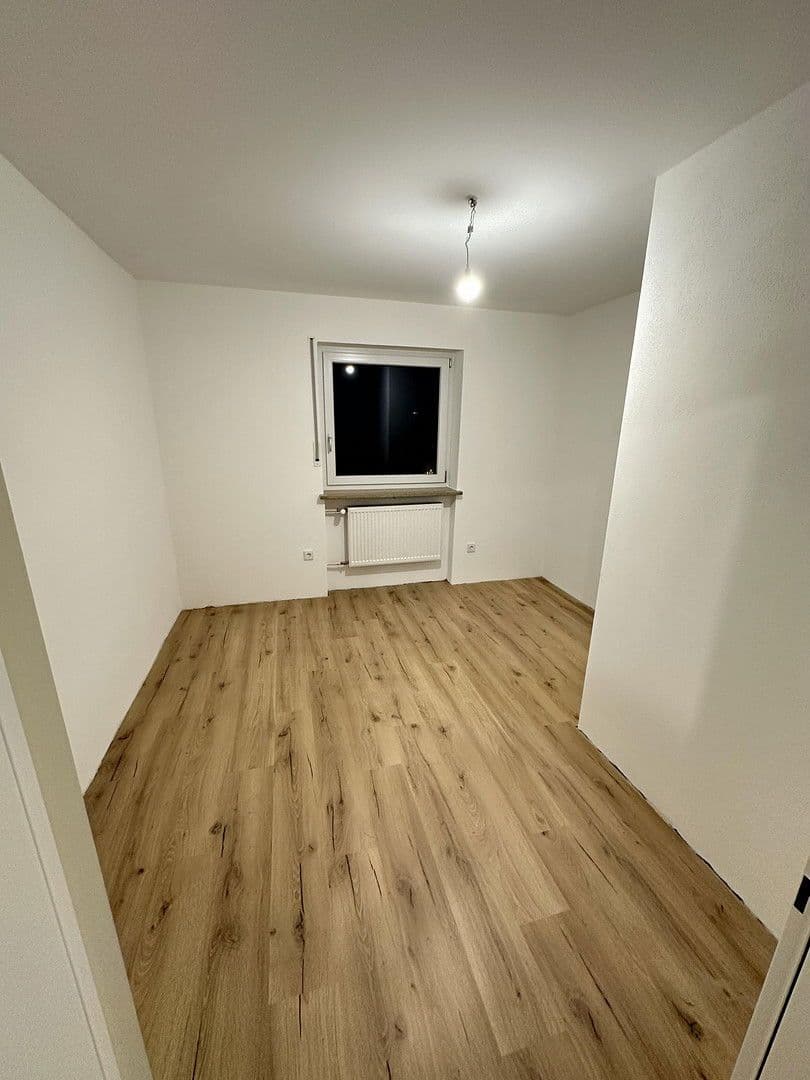 Predaj bytu 5-izbový 104 m², Tirschenreuth, Bavorsko Predaj bytu 5-izbový 104 m², Tirschenreuth, Bavorsko