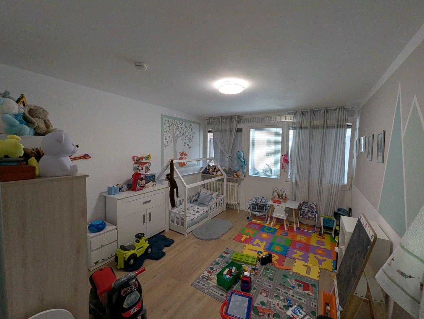 Prenájom bytu 3-izbový 83 m², Karlstr. 21, Fürth, Bavorsko Prenájom bytu 3-izbový 83 m², Karlstr. 21, Fürth, Bavorsko