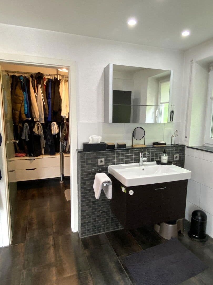 Predaj bytu 4-izbový 151 m², Rebenweg 11, Eislingen/Fils, Bádensko-Wurttembersko Predaj bytu 4-izbový 151 m², Rebenweg 11, Eislingen/Fils, Bádensko-Wurttembersko