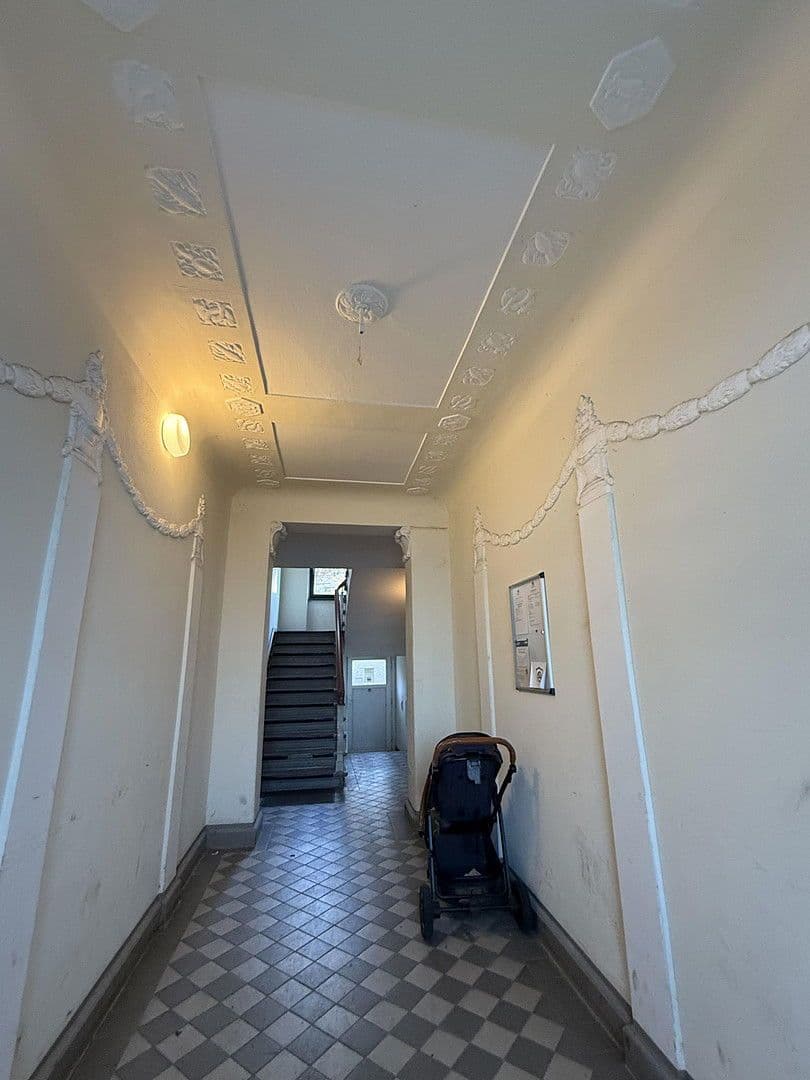 Prenájom bytu 1-izbový 60 m², Auguste Viktoria Allee 67, Berlin, Berlín Prenájom bytu 1-izbový 60 m², Auguste Viktoria Allee 67, Berlin, Berlín