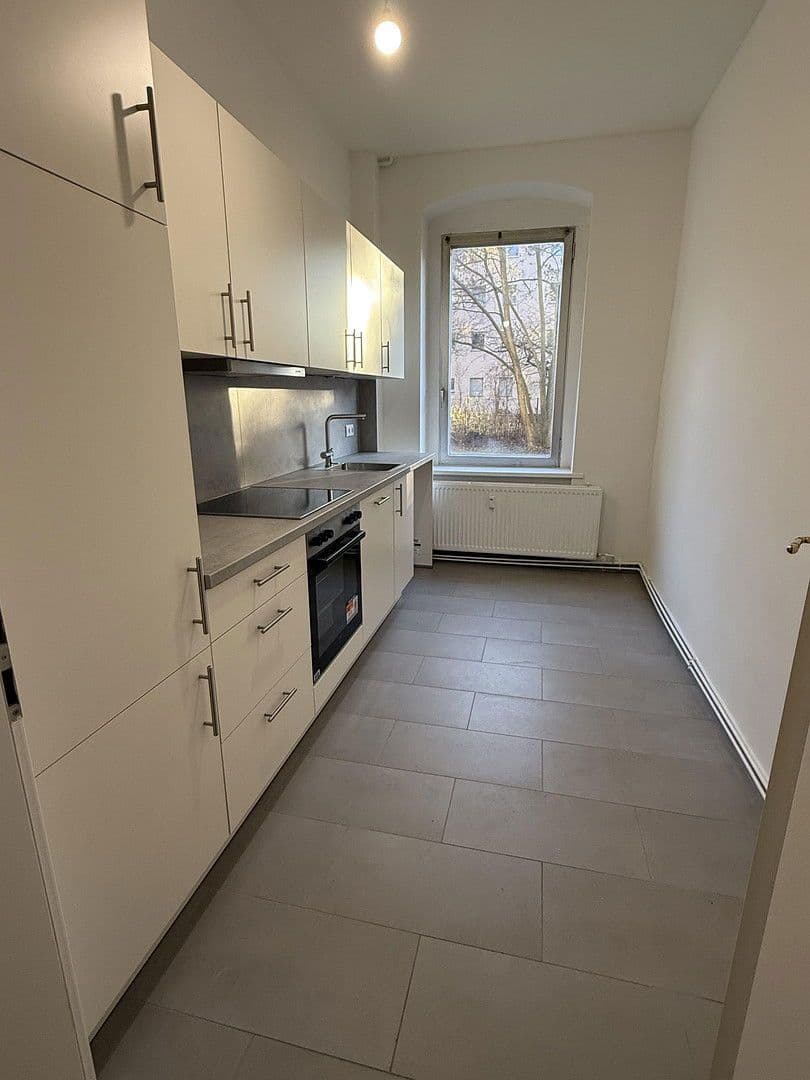 Prenájom bytu 1-izbový 60 m², Auguste Viktoria Allee 67, Berlin, Berlín Prenájom bytu 1-izbový 60 m², Auguste Viktoria Allee 67, Berlin, Berlín