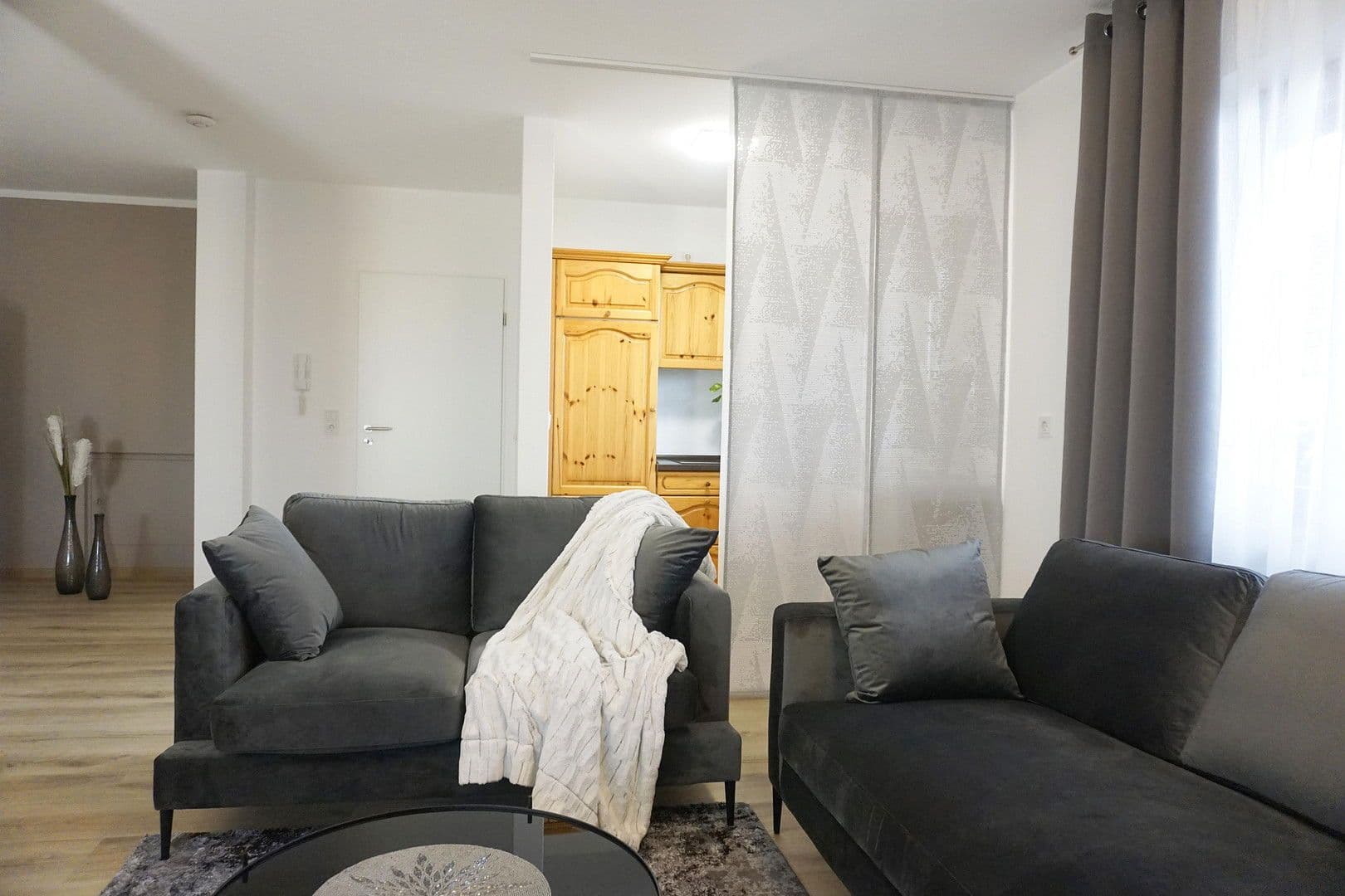 Prenájom bytu 2-izbový 67 m², Meersburg, Bádensko-Wurttembersko Prenájom bytu 2-izbový 67 m², Meersburg, Bádensko-Wurttembersko