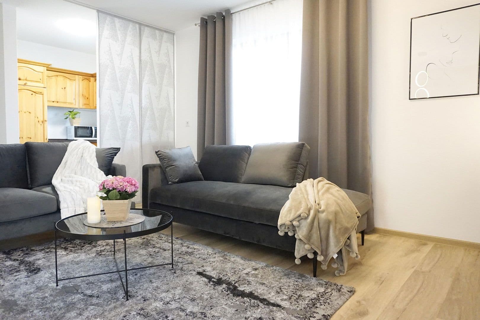 Prenájom bytu 2-izbový 67 m², Meersburg, Bádensko-Wurttembersko Prenájom bytu 2-izbový 67 m², Meersburg, Bádensko-Wurttembersko