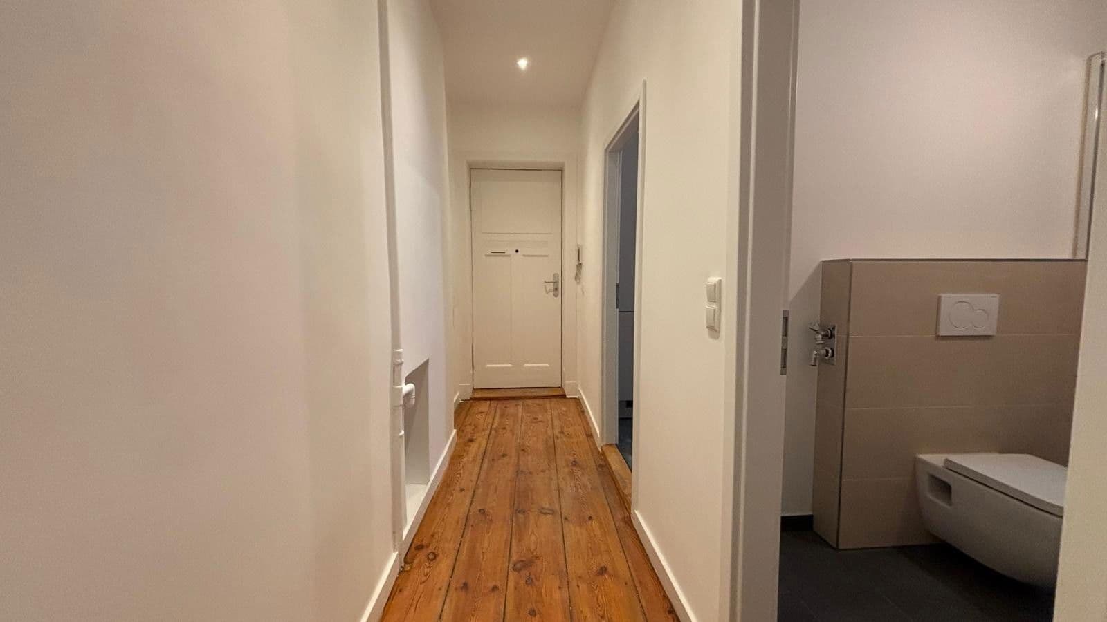 Prenájom bytu 1-izbový 47 m², Berlin, Berlín Prenájom bytu 1-izbový 47 m², Berlin, Berlín