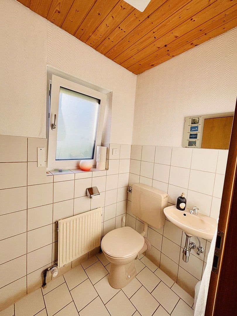 Predaj domu 160 m², pozemek 400 m², Gondelsheim, Bádensko-Wurttembersko Predaj domu 160 m², pozemek 400 m², Gondelsheim, Bádensko-Wurttembersko