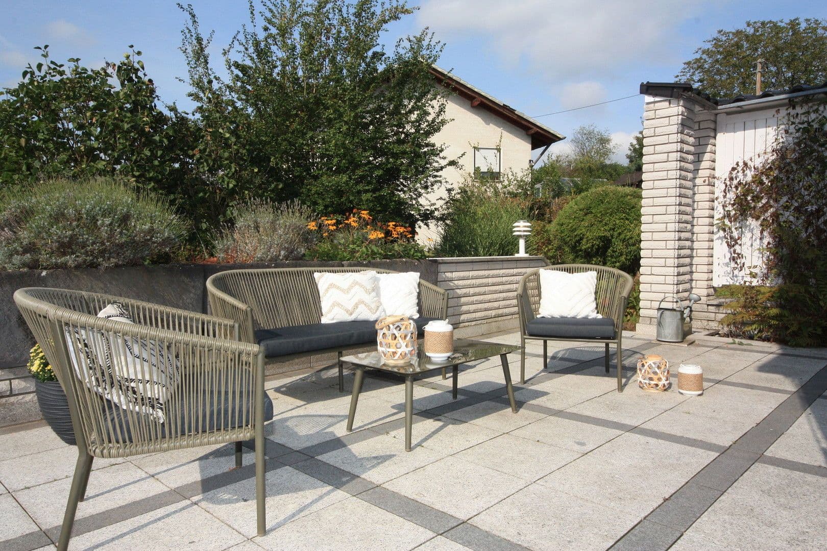 Prenájom bytu 5-izbový 198 m², Much, Severné Porýnie - Westfálsko Prenájom bytu 5-izbový 198 m², Much, Severné Porýnie - Westfálsko