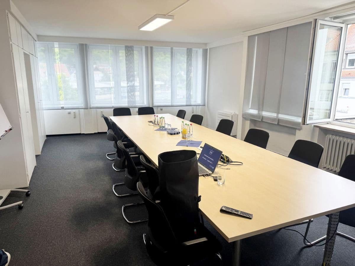 Prenájom kancelárie 90 m², Hauptstraße 9, Mosbach, Bádensko-Wurttembersko Prenájom kancelárie 90 m², Hauptstraße 9, Mosbach, Bádensko-Wurttembersko