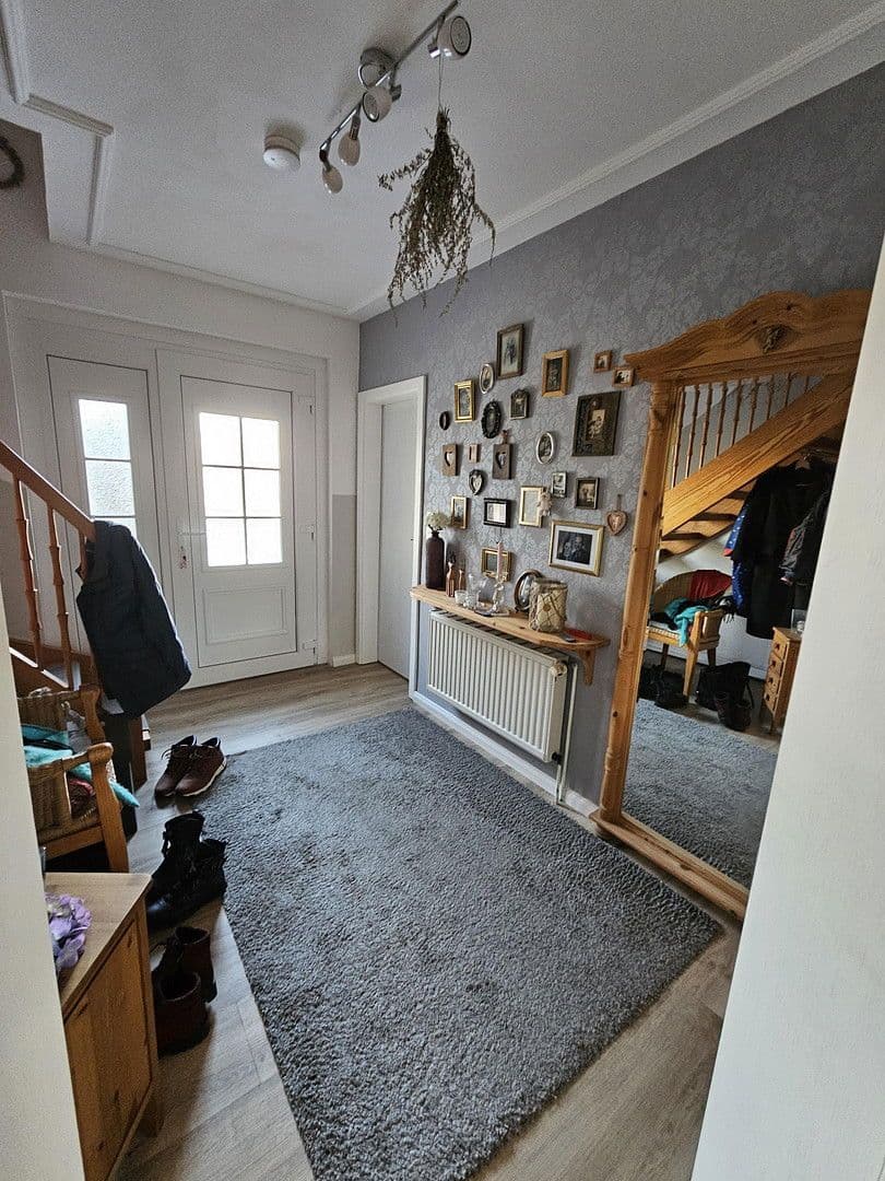 Predaj domu 120 m², pozemek 683 m², Freiligrathstraße 24, Moormerland, Dolné Sasko Predaj domu 120 m², pozemek 683 m², Freiligrathstraße 24, Moormerland, Dolné Sasko