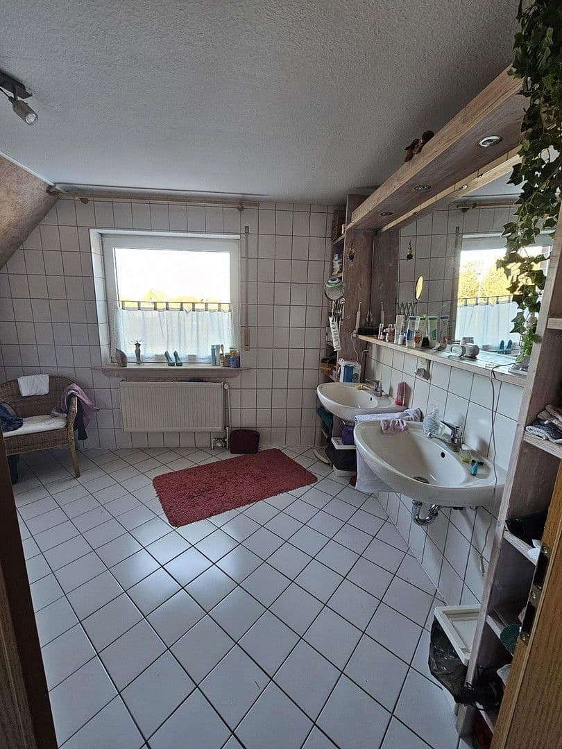 Predaj domu 120 m², pozemek 683 m², Freiligrathstraße 24, Moormerland, Dolné Sasko Predaj domu 120 m², pozemek 683 m², Freiligrathstraße 24, Moormerland, Dolné Sasko