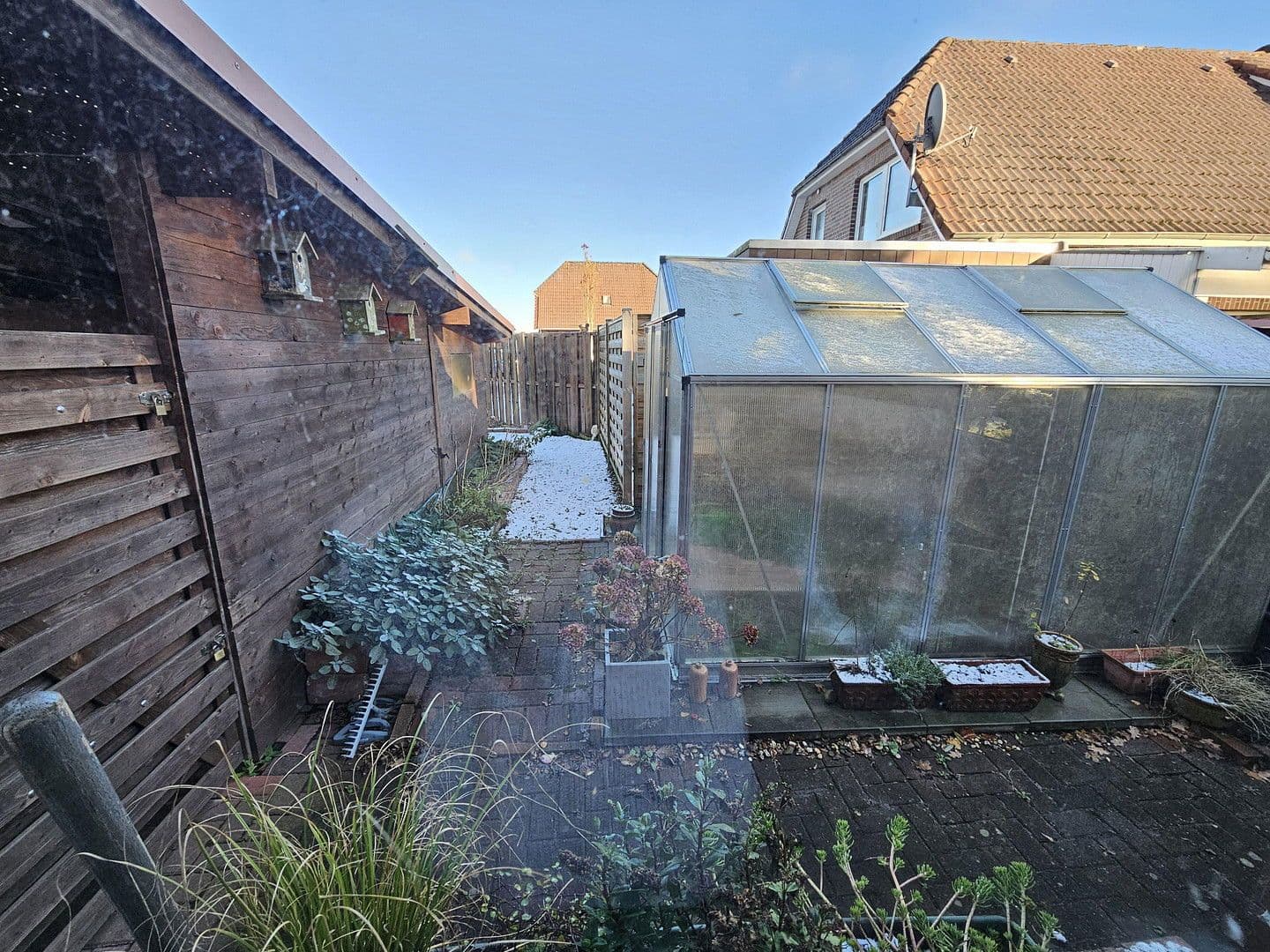 Predaj domu 120 m², pozemek 683 m², Freiligrathstraße 24, Moormerland, Dolné Sasko Predaj domu 120 m², pozemek 683 m², Freiligrathstraße 24, Moormerland, Dolné Sasko