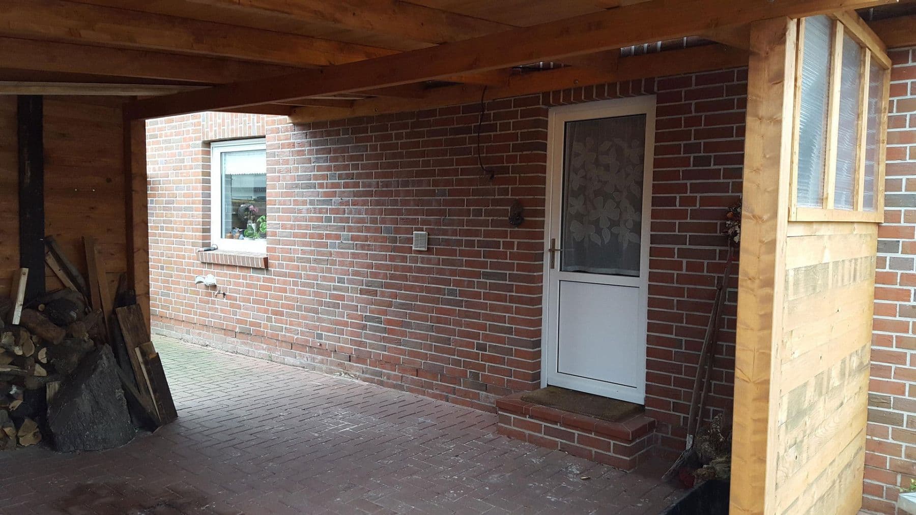 Predaj domu 120 m², pozemek 683 m², Freiligrathstraße 24, Moormerland, Dolné Sasko Predaj domu 120 m², pozemek 683 m², Freiligrathstraße 24, Moormerland, Dolné Sasko