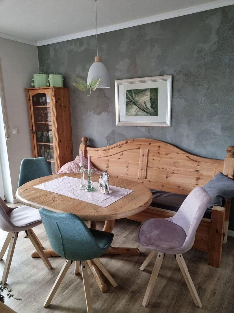 Predaj domu 120 m², pozemek 683 m², Freiligrathstraße 24, Moormerland, Dolné Sasko Predaj domu 120 m², pozemek 683 m², Freiligrathstraße 24, Moormerland, Dolné Sasko