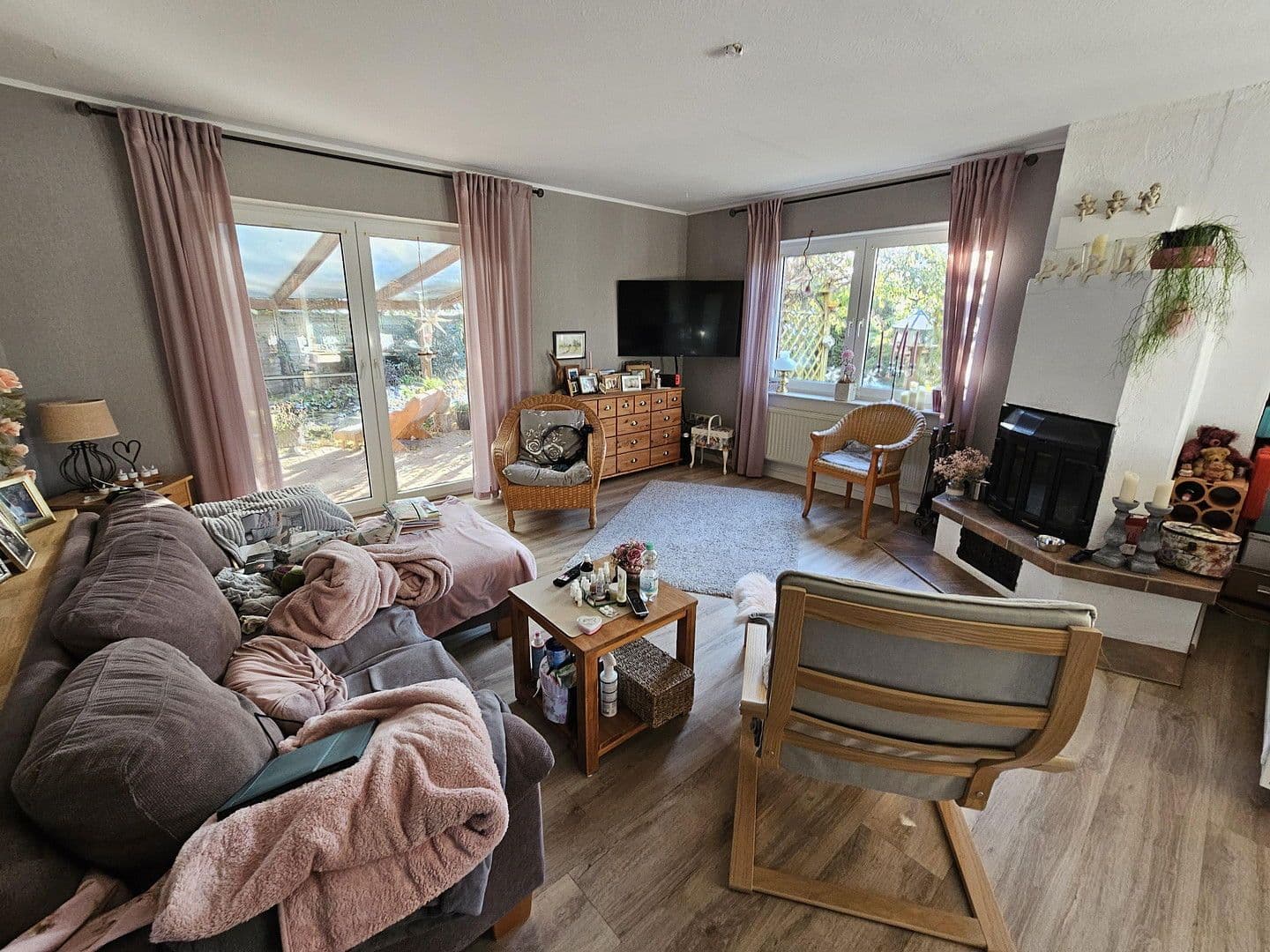 Predaj domu 120 m², pozemek 683 m², Freiligrathstraße 24, Moormerland, Dolné Sasko Predaj domu 120 m², pozemek 683 m², Freiligrathstraße 24, Moormerland, Dolné Sasko