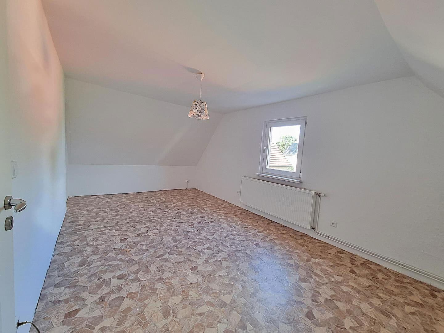 Predaj domu 105 m², pozemek 376 m², Eppenbrunner Weg, Berlin, Berlín Predaj domu 105 m², pozemek 376 m², Eppenbrunner Weg, Berlin, Berlín