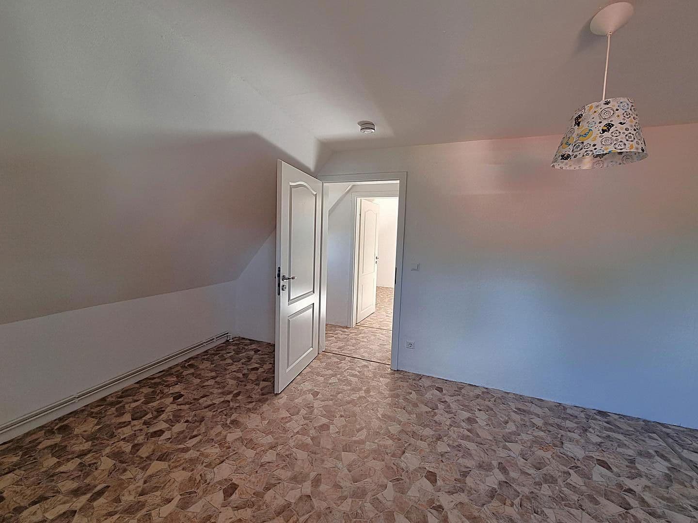 Predaj domu 105 m², pozemek 376 m², Eppenbrunner Weg, Berlin, Berlín Predaj domu 105 m², pozemek 376 m², Eppenbrunner Weg, Berlin, Berlín