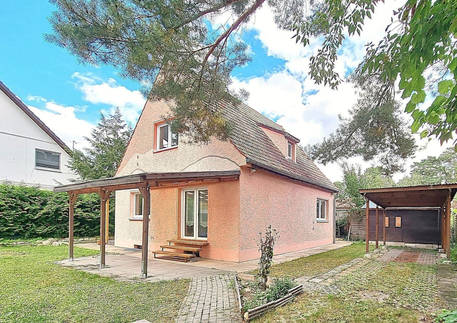 Predaj domu 105 m², pozemek 376 m², Eppenbrunner Weg, Berlin, Berlín Predaj domu 105 m², pozemek 376 m², Eppenbrunner Weg, Berlin, Berlín