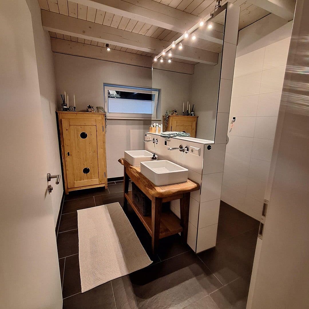 Predaj domu 198 m², pozemek 1.204 m², Marklohe, Dolné Sasko Predaj domu 198 m², pozemek 1.204 m², Marklohe, Dolné Sasko