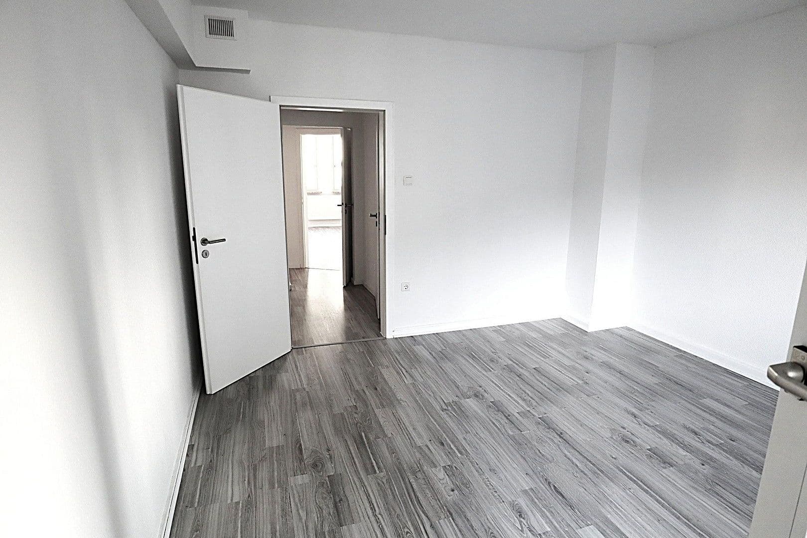 Predaj bytu 2-izbový 69 m², Olgastr. 17, Dortmund, Severné Porýnie - Westfálsko Predaj bytu 2-izbový 69 m², Olgastr. 17, Dortmund, Severné Porýnie - Westfálsko