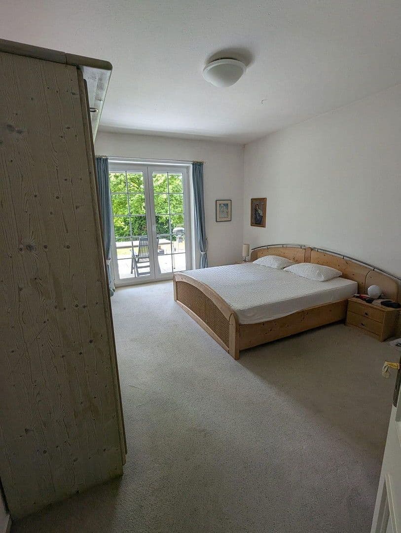 Prenájom domu 170 m², pozemek 3.000 m², Rinteln, Dolné Sasko Prenájom domu 170 m², pozemek 3.000 m², Rinteln, Dolné Sasko