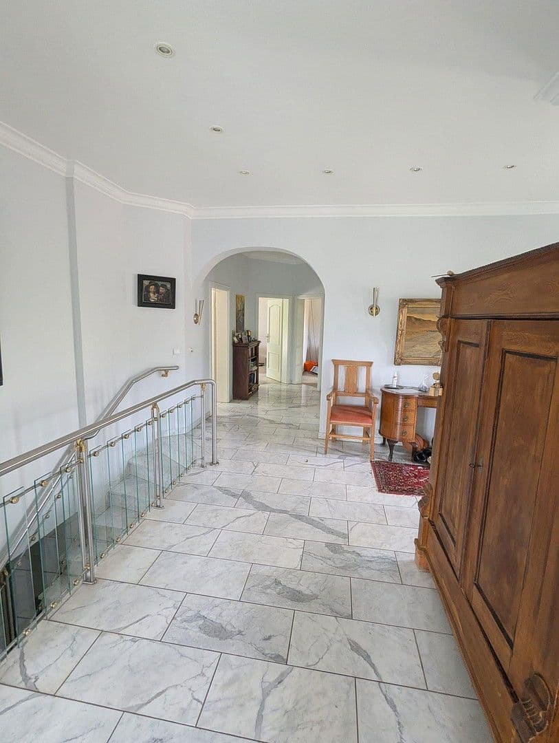 Prenájom domu 170 m², pozemek 3.000 m², Rinteln, Dolné Sasko Prenájom domu 170 m², pozemek 3.000 m², Rinteln, Dolné Sasko