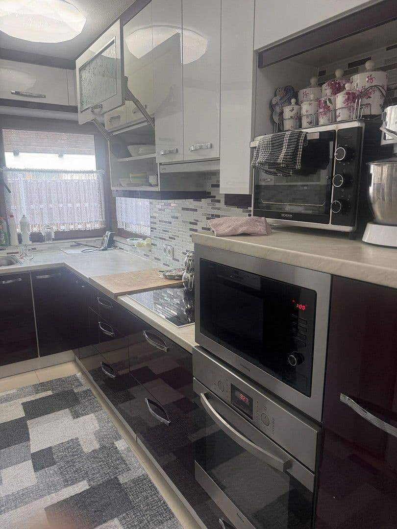 Predaj domu 96 m², pozemek 100 m², medraz, Tirolsko Predaj domu 96 m², pozemek 100 m², medraz, Tirolsko