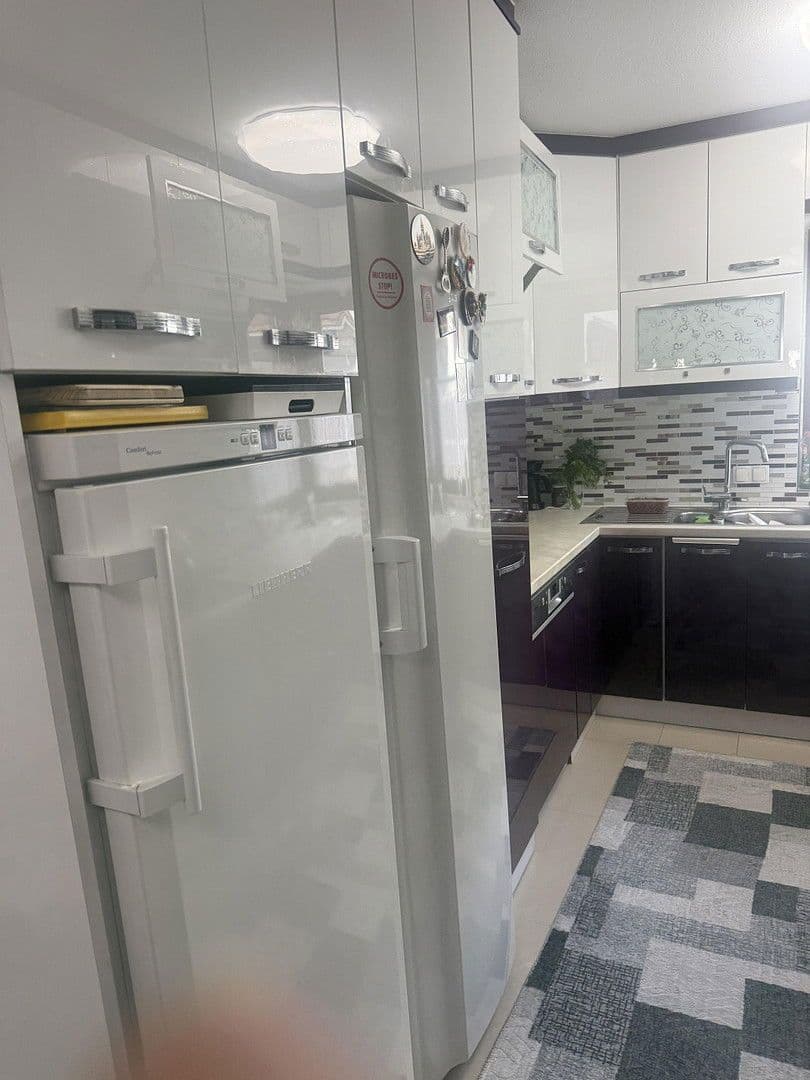 Predaj domu 96 m², pozemek 100 m², medraz, Tirolsko Predaj domu 96 m², pozemek 100 m², medraz, Tirolsko