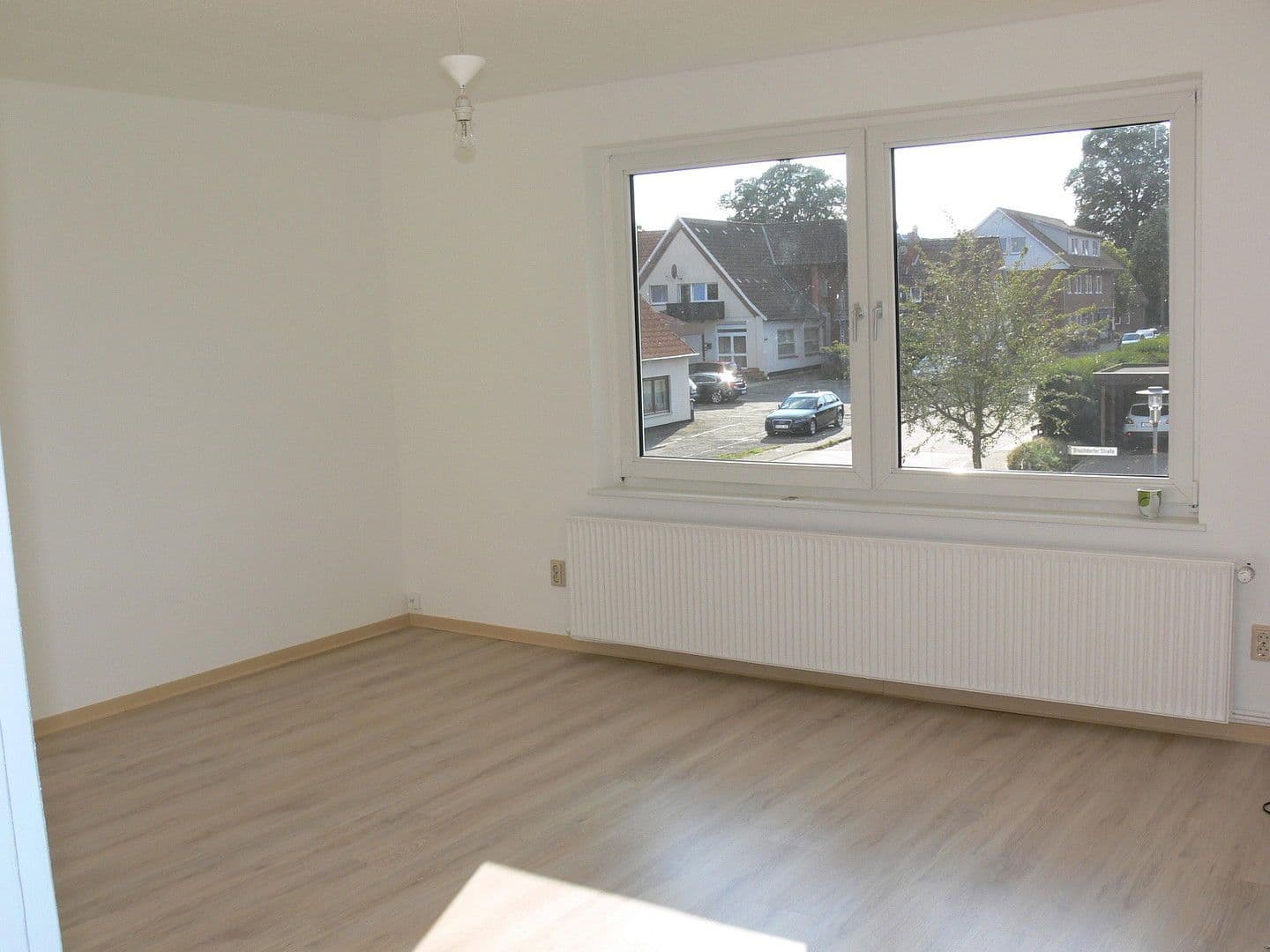 Predaj domu 330 m², pozemek 1.280 m², Liebenau, Dolné Sasko Predaj domu 330 m², pozemek 1.280 m², Liebenau, Dolné Sasko