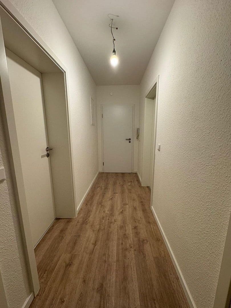 Prenájom bytu 3-izbový 64 m², Kölner Straße 228, Krefeld, Severné Porýnie - Westfálsko Prenájom bytu 3-izbový 64 m², Kölner Straße 228, Krefeld, Severné Porýnie - Westfálsko
