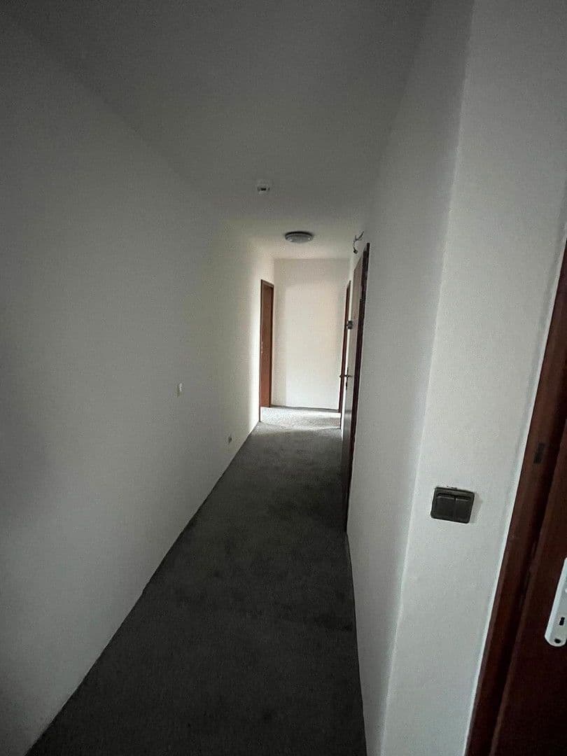 Prenájom bytu 2-izbový 65 m², Grabenstraße 6, Duisburg, Severné Porýnie - Westfálsko Prenájom bytu 2-izbový 65 m², Grabenstraße 6, Duisburg, Severné Porýnie - Westfálsko