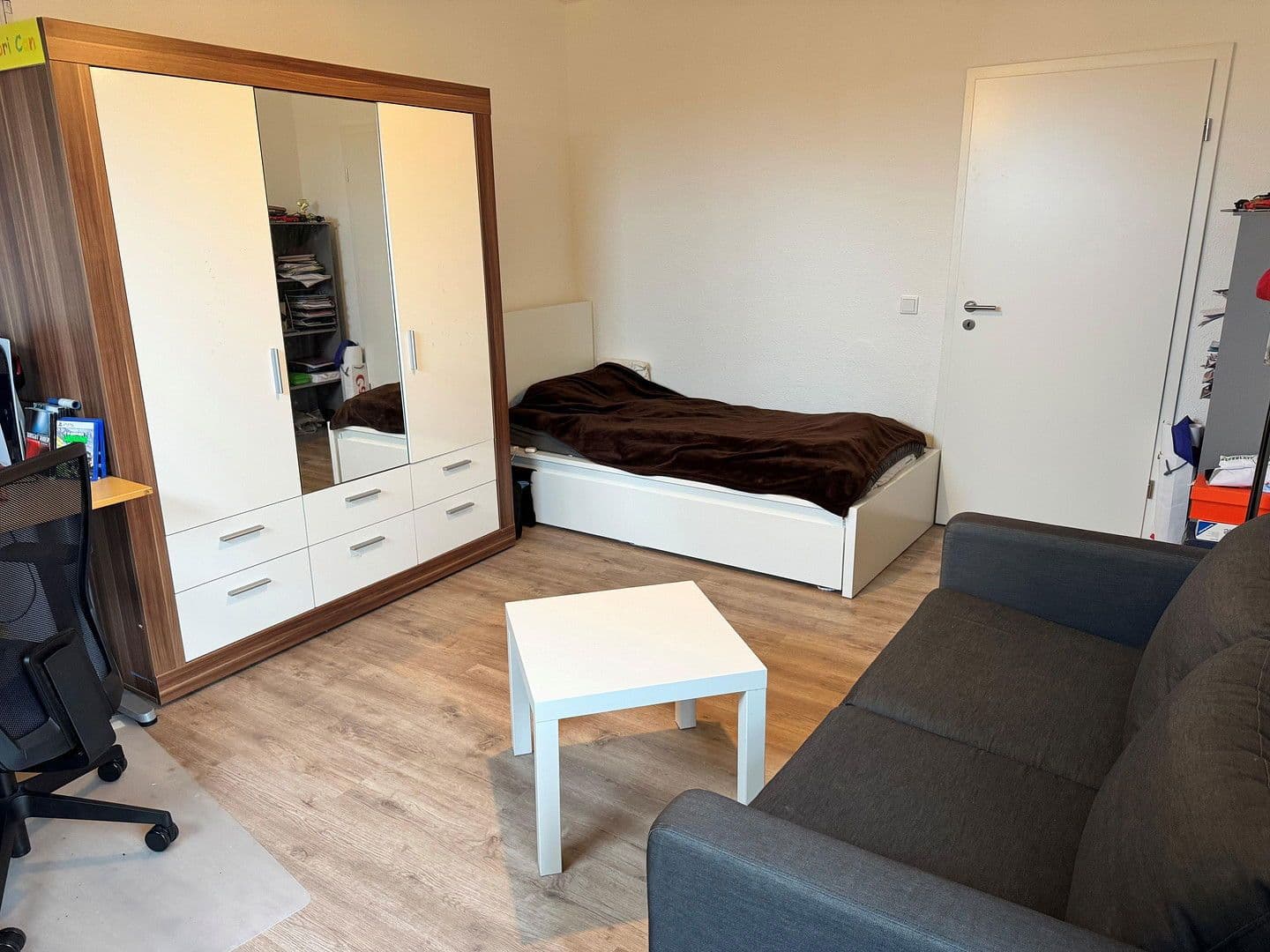 Prenájom bytu 3-izbový 64 m², Kölner Straße 228, Krefeld, Severné Porýnie - Westfálsko Prenájom bytu 3-izbový 64 m², Kölner Straße 228, Krefeld, Severné Porýnie - Westfálsko