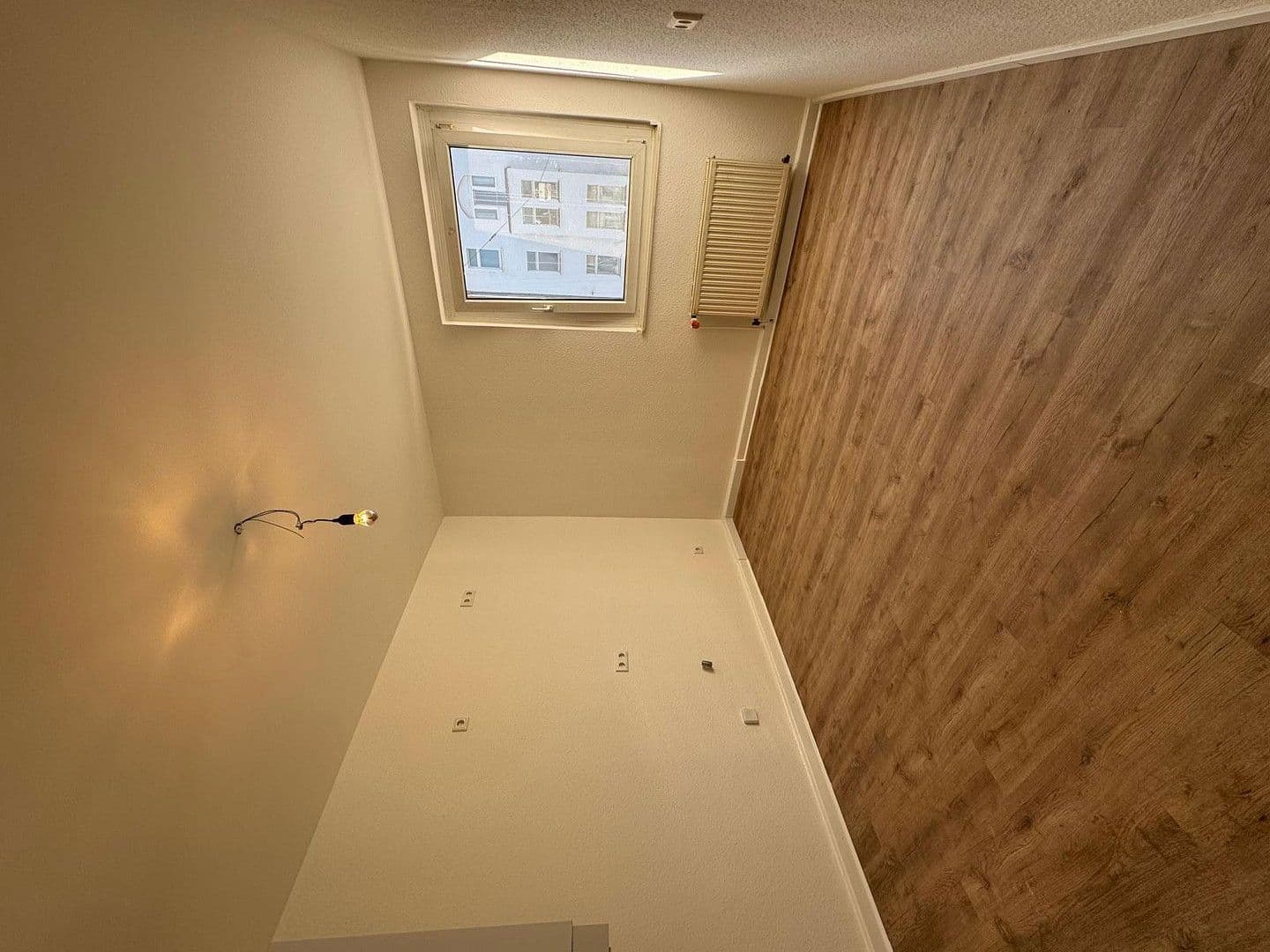 Prenájom bytu 3-izbový 64 m², Kölner Straße 228, Krefeld, Severné Porýnie - Westfálsko Prenájom bytu 3-izbový 64 m², Kölner Straße 228, Krefeld, Severné Porýnie - Westfálsko