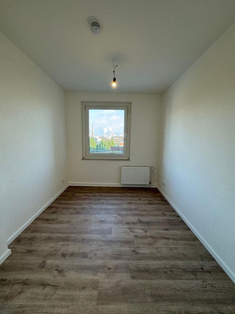 Prenájom bytu 3-izbový 64 m², Kölner Straße 228, Krefeld, Severné Porýnie - Westfálsko Prenájom bytu 3-izbový 64 m², Kölner Straße 228, Krefeld, Severné Porýnie - Westfálsko