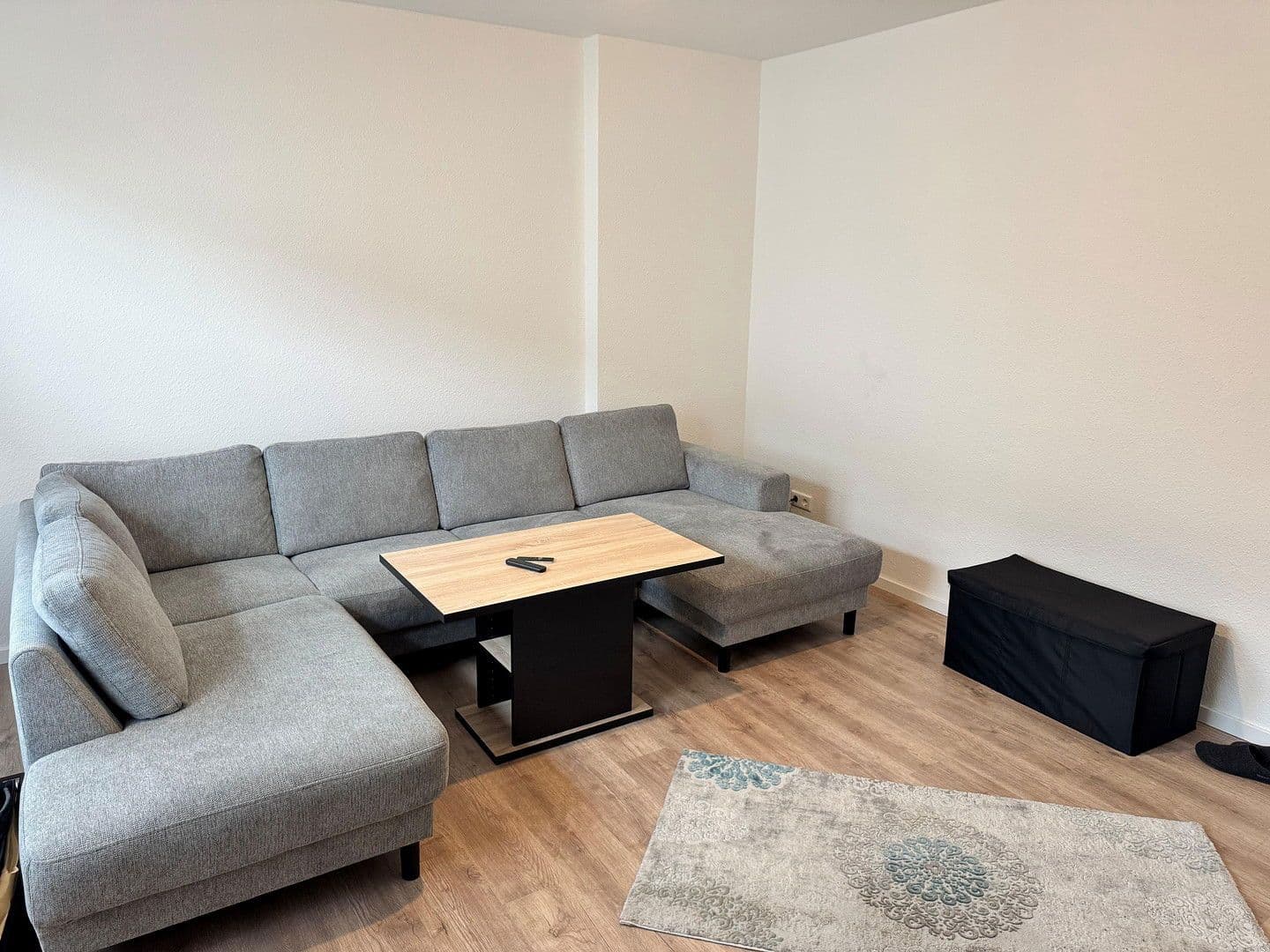 Prenájom bytu 3-izbový 64 m², Kölner Straße 228, Krefeld, Severné Porýnie - Westfálsko Prenájom bytu 3-izbový 64 m², Kölner Straße 228, Krefeld, Severné Porýnie - Westfálsko