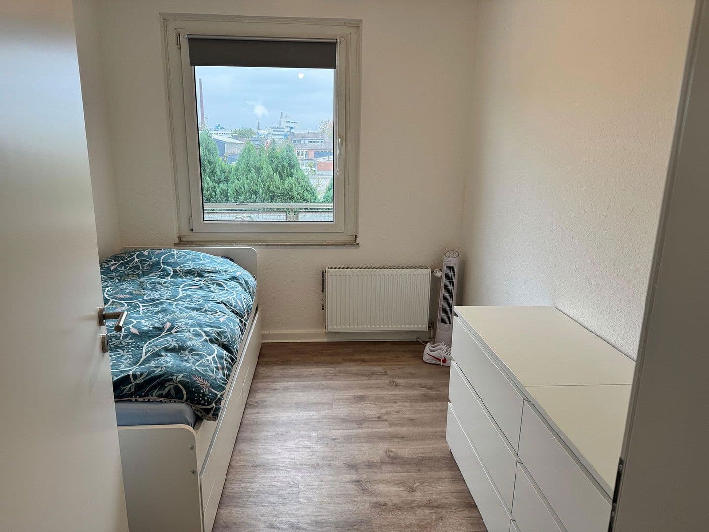Prenájom bytu 3-izbový 64 m², Kölner Straße 228, Krefeld, Severné Porýnie - Westfálsko Prenájom bytu 3-izbový 64 m², Kölner Straße 228, Krefeld, Severné Porýnie - Westfálsko