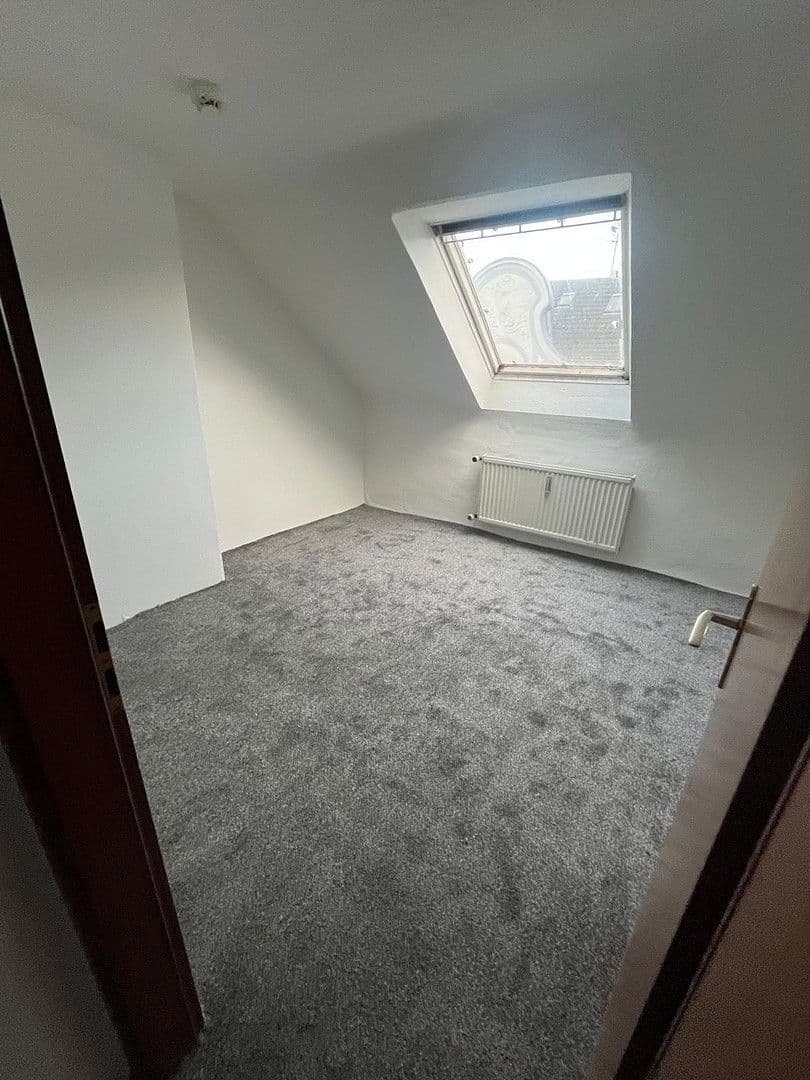 Prenájom bytu 2-izbový 65 m², Grabenstraße 6, Duisburg, Severné Porýnie - Westfálsko Prenájom bytu 2-izbový 65 m², Grabenstraße 6, Duisburg, Severné Porýnie - Westfálsko