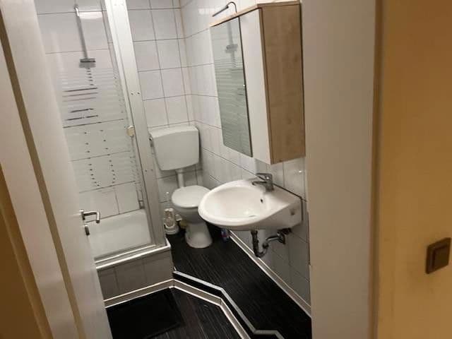 Prenájom bytu 5-izbový 90 m², Wörrstadt, Porýnie-Falcko Prenájom bytu 5-izbový 90 m², Wörrstadt, Porýnie-Falcko