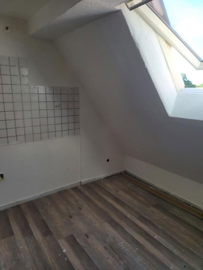 Prenájom bytu 5-izbový 90 m², Wörrstadt, Porýnie-Falcko Prenájom bytu 5-izbový 90 m², Wörrstadt, Porýnie-Falcko