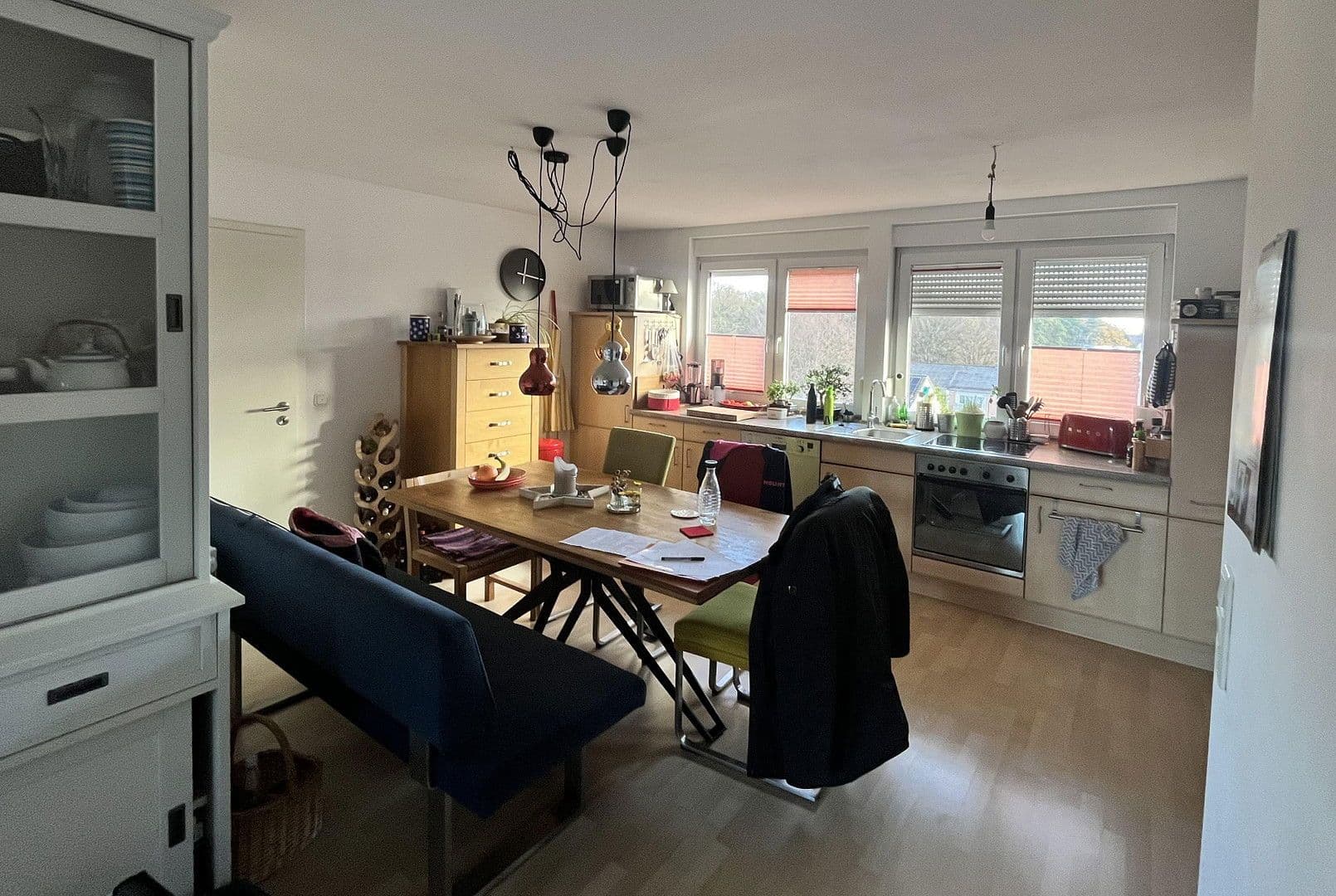 Prenájom bytu 4-izbový 120 m², Hannover, Dolné Sasko Prenájom bytu 4-izbový 120 m², Hannover, Dolné Sasko