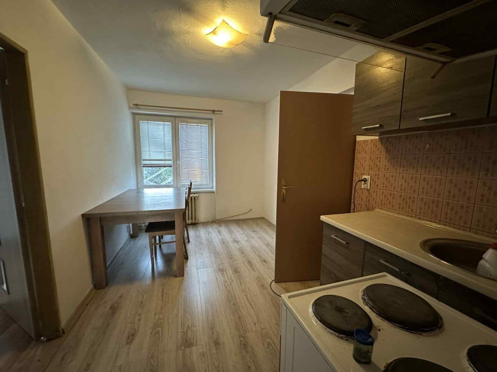 Prenájom bytu 3-izbový 90 m², Chýnovská, Tábor, Jihočeský kraj Prenájom bytu 3-izbový 90 m², Chýnovská, Tábor, Jihočeský kraj