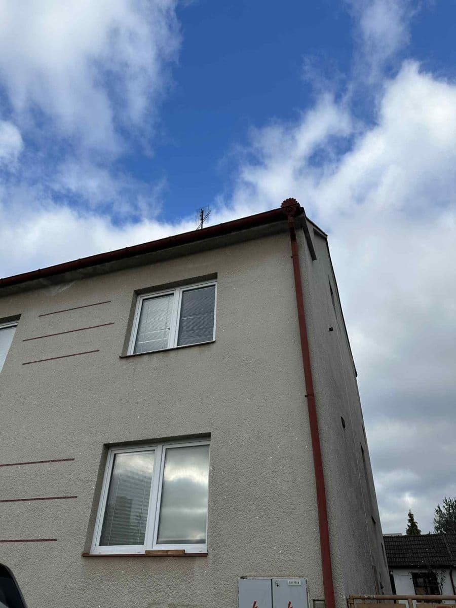 Prenájom bytu 3-izbový 90 m², Chýnovská, Tábor, Jihočeský kraj Prenájom bytu 3-izbový 90 m², Chýnovská, Tábor, Jihočeský kraj