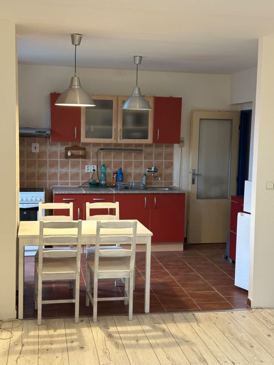 Prenájom bytu 1-izbový 44 m², Na Chmelnici, Kutná Hora, Středočeský kraj Prenájom bytu 1-izbový 44 m², Na Chmelnici, Kutná Hora, Středočeský kraj