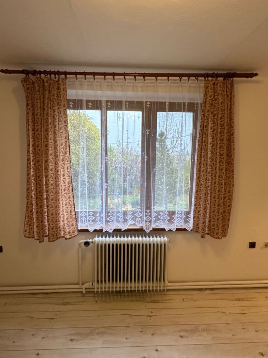 Prenájom bytu 1-izbový 44 m², Na Chmelnici, Kutná Hora, Středočeský kraj Prenájom bytu 1-izbový 44 m², Na Chmelnici, Kutná Hora, Středočeský kraj