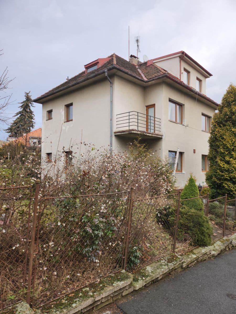 Prenájom bytu 2-izbový 70 m², Nad Pomníkem, Praha, Praha Prenájom bytu 2-izbový 70 m², Nad Pomníkem, Praha, Praha