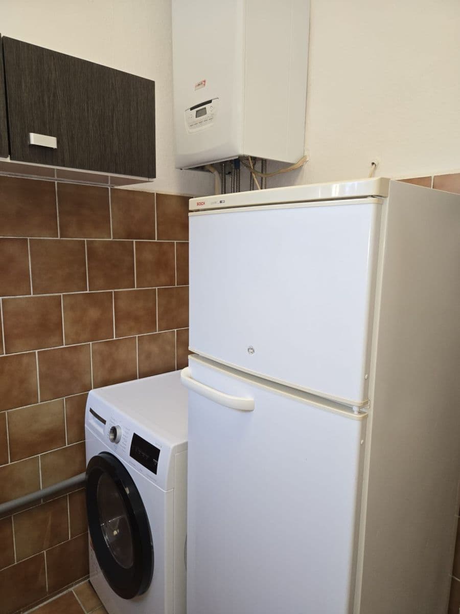 Prenájom bytu 2-izbový 70 m², Nad Pomníkem, Praha, Praha Prenájom bytu 2-izbový 70 m², Nad Pomníkem, Praha, Praha