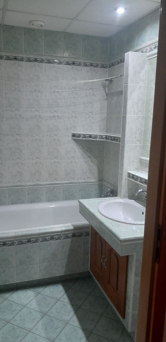 Predaj bytu 3-izbový 64 m², Mierová, Galanta, Trnavský kraj Predaj bytu 3-izbový 64 m², Mierová, Galanta, Trnavský kraj