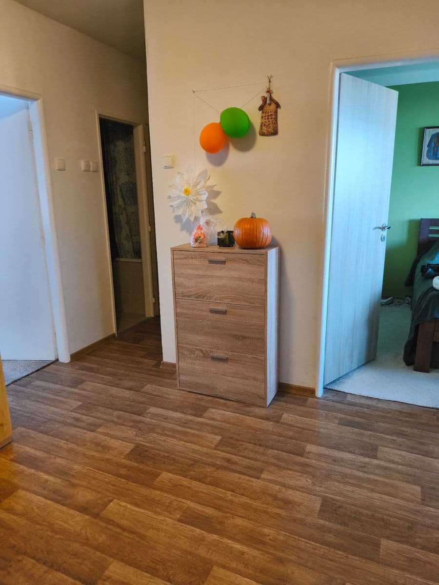 Predaj bytu 3-izbový 77 m², Prosecká, Praha, Praha Predaj bytu 3-izbový 77 m², Prosecká, Praha, Praha