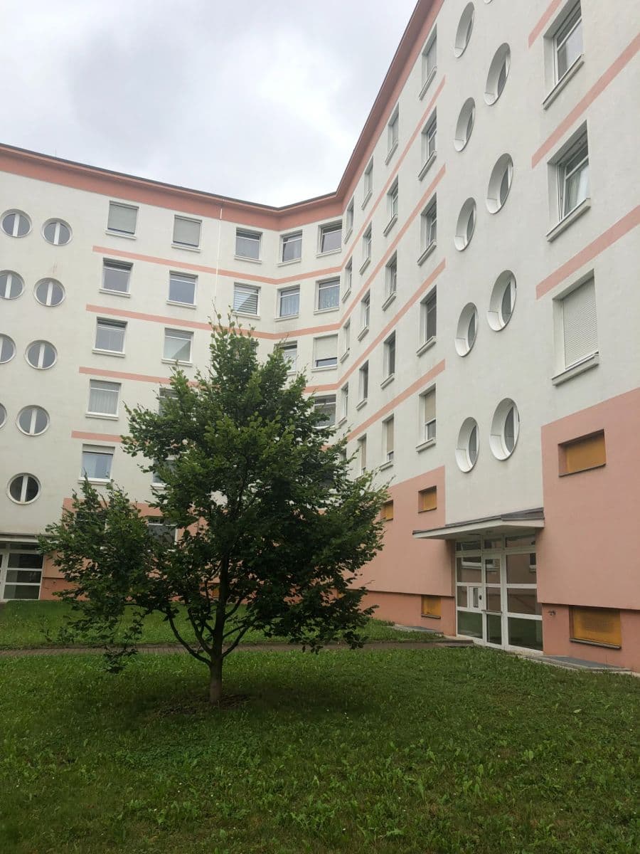 Prenájom bytu 2-izbový 62 m², Nad Okrouhlíkem, Praha, Praha Prenájom bytu 2-izbový 62 m², Nad Okrouhlíkem, Praha, Praha