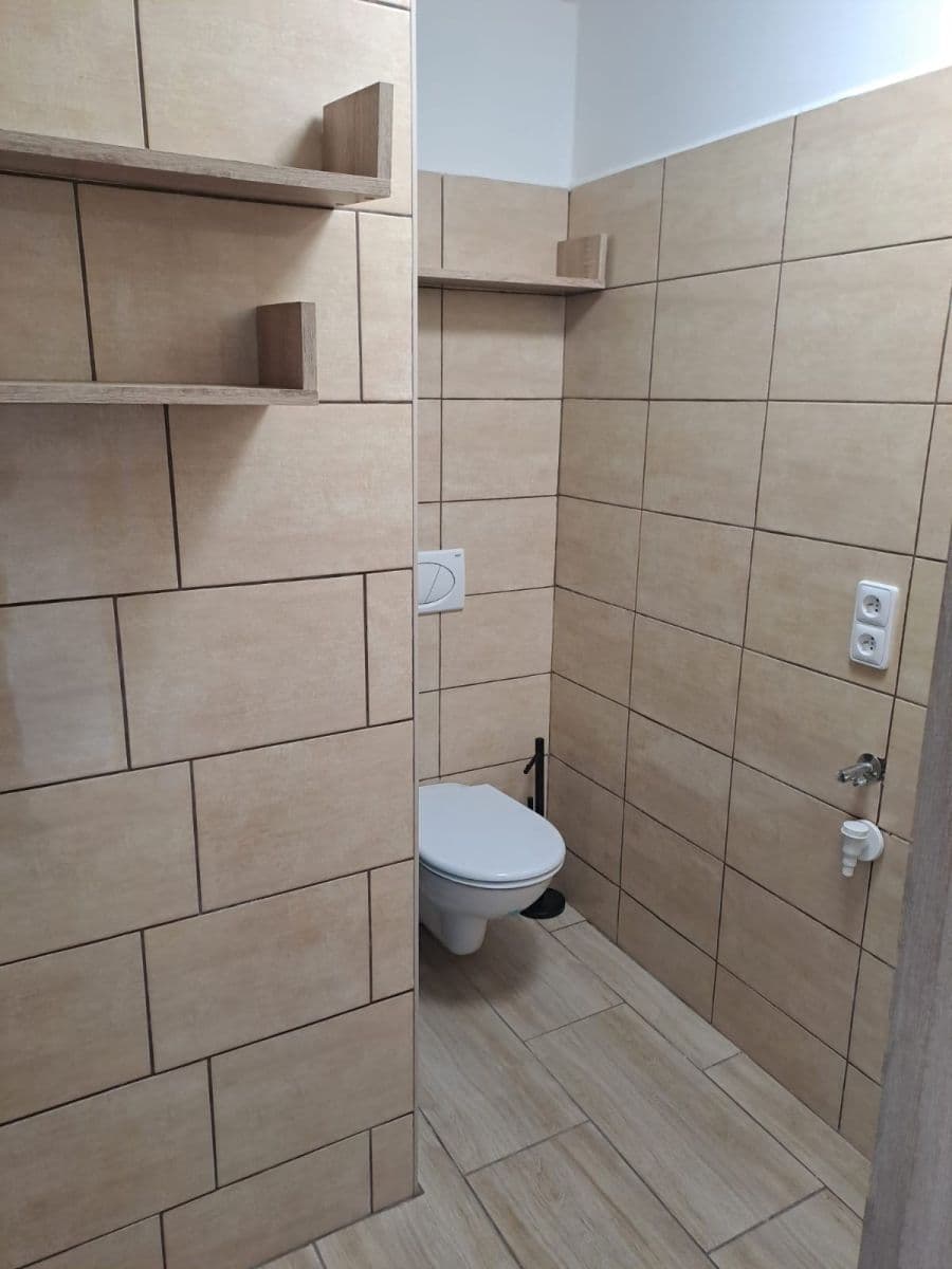 Prenájom bytu 1-izbový 36 m², Wolkerova, Kraslice, Karlovarský kraj Prenájom bytu 1-izbový 36 m², Wolkerova, Kraslice, Karlovarský kraj