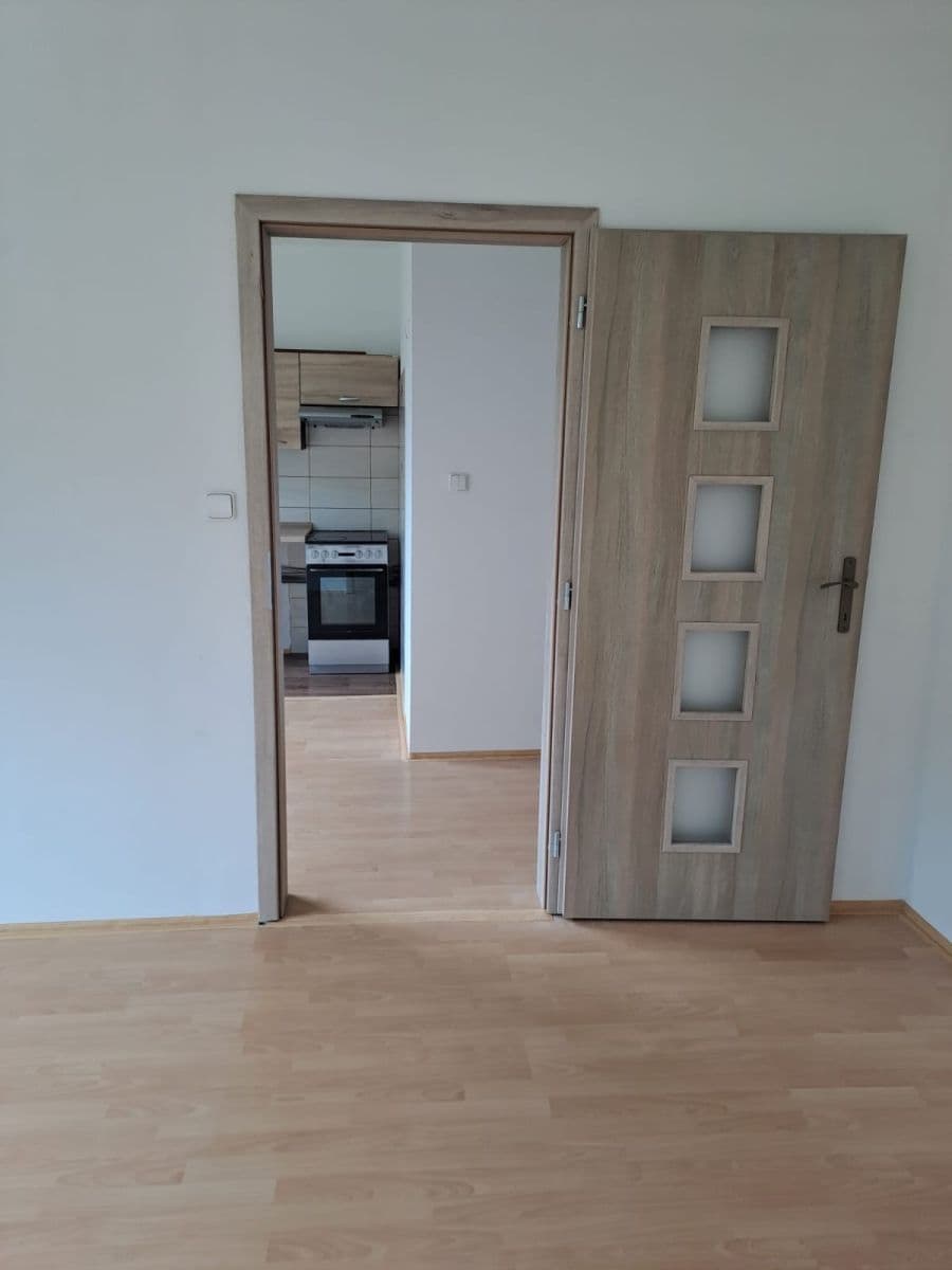 Prenájom bytu 1-izbový 36 m², Wolkerova, Kraslice, Karlovarský kraj Prenájom bytu 1-izbový 36 m², Wolkerova, Kraslice, Karlovarský kraj