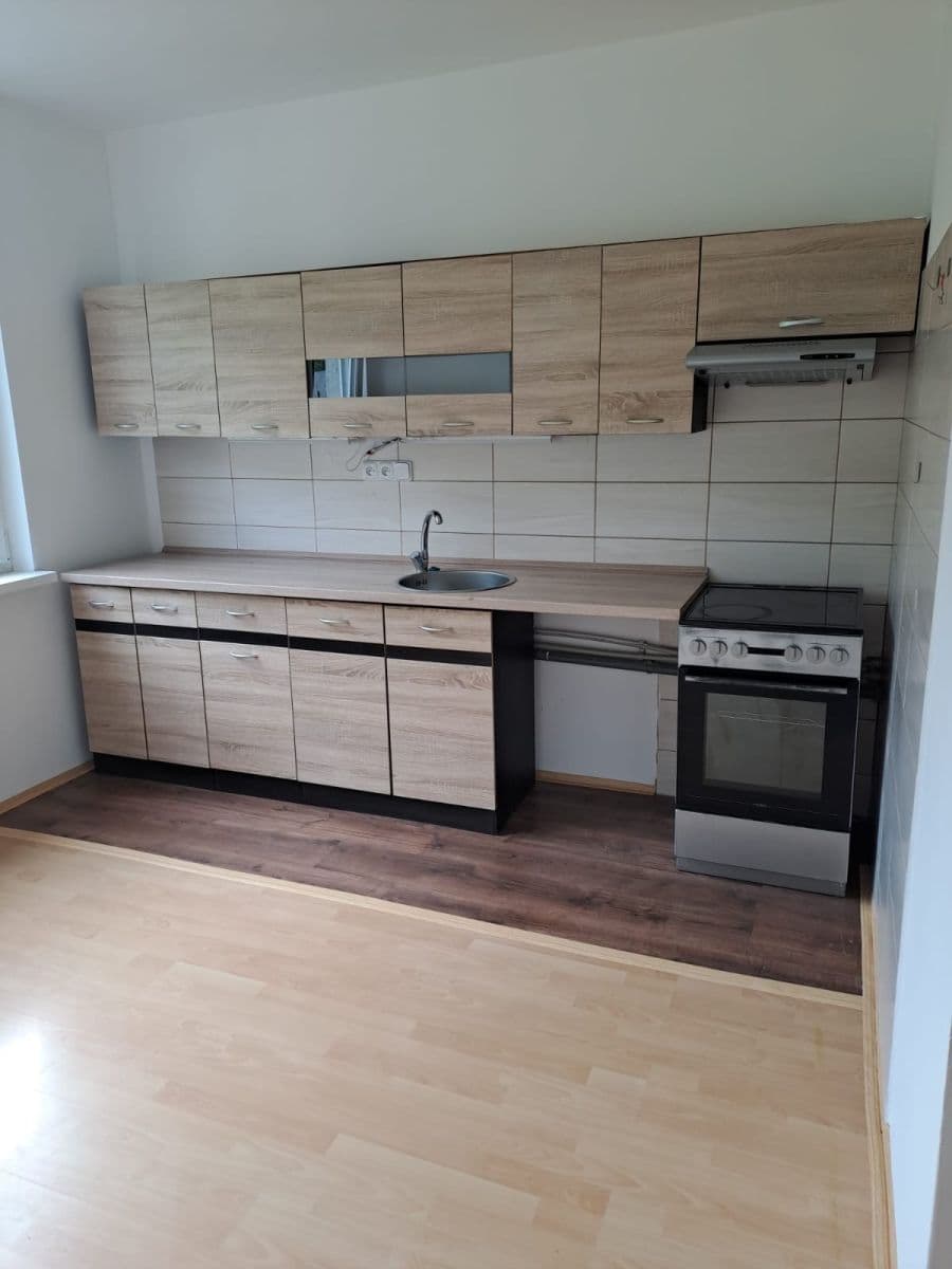 Prenájom bytu 1-izbový 36 m², Wolkerova, Kraslice, Karlovarský kraj Prenájom bytu 1-izbový 36 m², Wolkerova, Kraslice, Karlovarský kraj